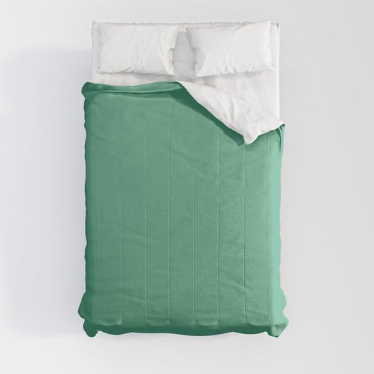 Emerald Green Solid Color Pairs PPG Glidden 2023 Trending Color Laurel Wreath PPG1228-5 Comforter